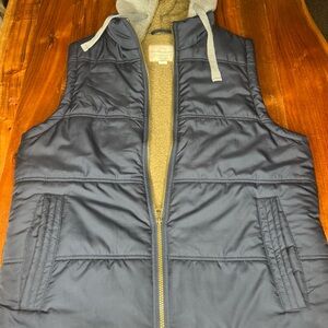 Men's Navy Blue Puffer Vest